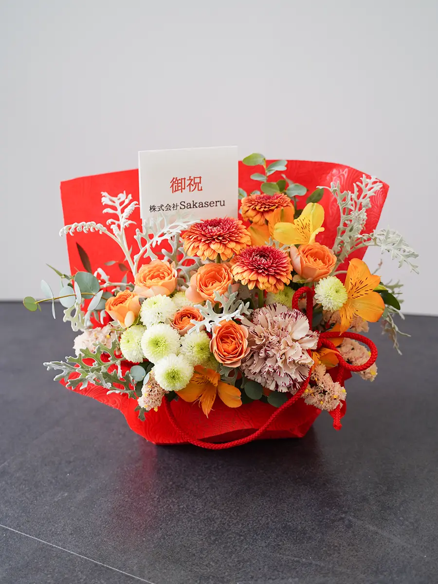【一点もの】yuuさま専用です☆黄色とオレンジと白のお花の置物 一点もの】yuuさま専用です☆黄色とオレンジと白のお花の置物