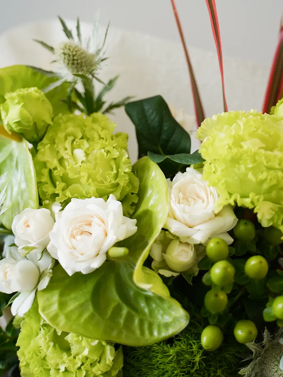 ラッピングが選べる生花アレンジ グリーン S｜フラスタ・楽屋花のSakaseru