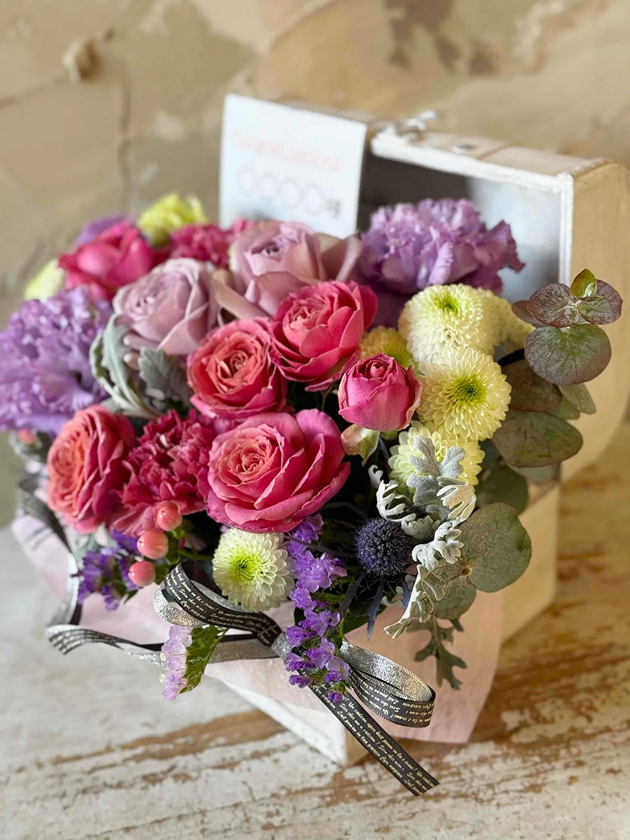 生花のトレジャーボックスアレンジ ピンク紫 M｜フラスタ・楽屋花の