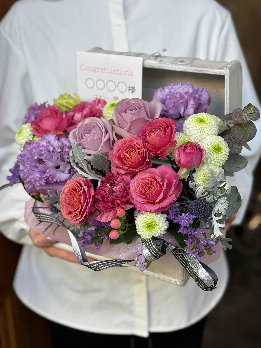生花のトレジャーボックスアレンジ ピンク紫 M｜フラスタ・楽屋花の