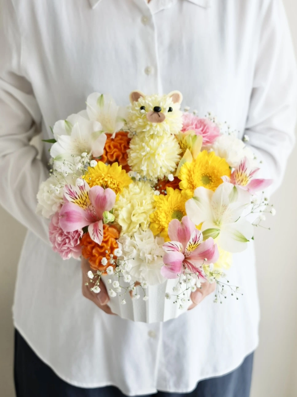 くまのアニマルアレンジ おまかせ S｜フラスタ・楽屋花のSakaseru