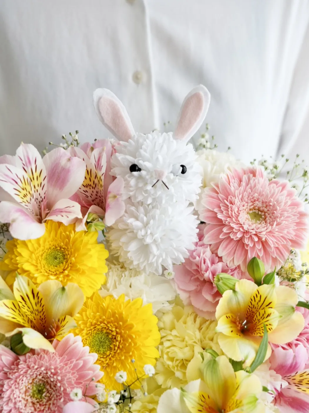 うさぎのアニマルアレンジ おまかせ M｜フラスタ・楽屋花のSakaseru