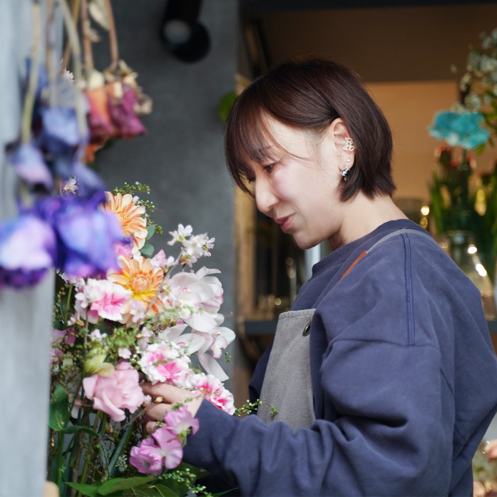 Sakaseruフラワーデザイナー西澤玲子