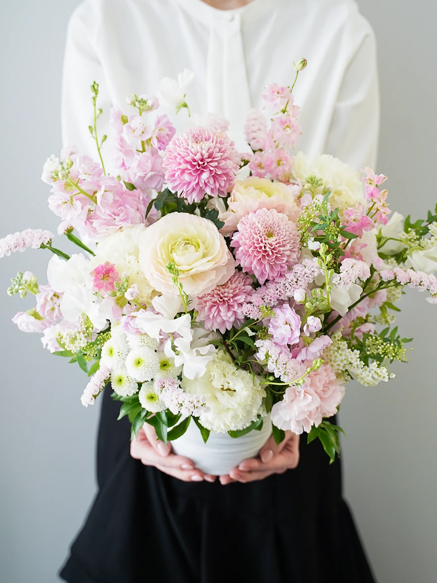 季節のお供えお悔やみ生花アレンジ ピンク L