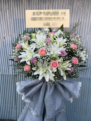 ご本人イメージで優しくkawaii雰囲気でおまとめしたご出演スタンド花