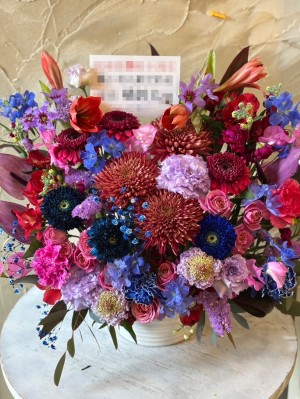 個性的にかっこよくおまとめした ご出演花