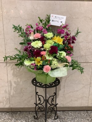 新横浜　NEW  SIDE  BEACH !! 公演 [蜷川べにLIVE　「Liminal  fade  -境界消失-」] 蜷川べに ご出演祝い花・楽屋花