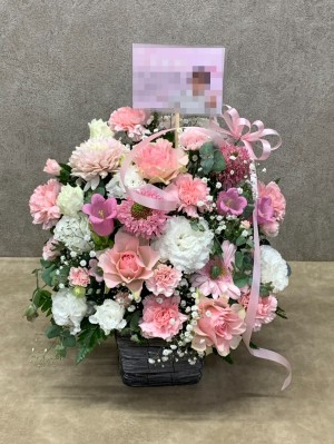 桜をイメージしたご出演祝い花・楽屋花