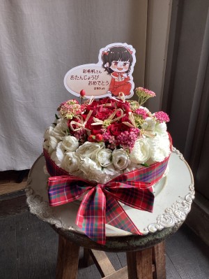 シアターマーキュリー新宿 公演 [第3回ふぁみっぽのつどい －ほどよくいこうよ！ ふぁみっぽさーん。－] 本西彩希帆　様 ご出演祝い花・楽屋花