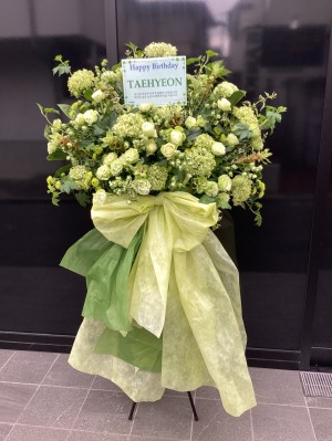 MY LIVE 公演 [WEZAG TOKYO LIVE：TAEHYEON誕生日LIVE] TAEHYEON(WEZAG)さま ご出演スタンド花